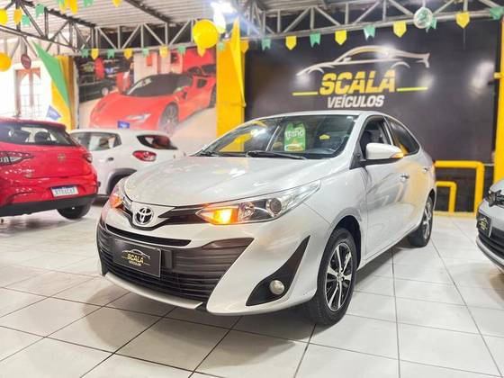 TOYOTA YARIS 1.5 16V FLEX XLS MULTIDRIVE TOYOTA YARIS 1.5 16V FLEX XLS MULTIDRIVE